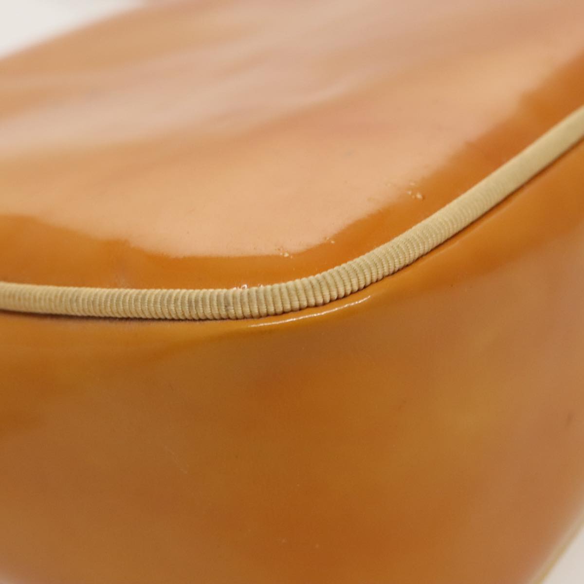 Salvatore Ferragamo Vara Brown Patent Leather Shoulder Bag (Pre-Owned)