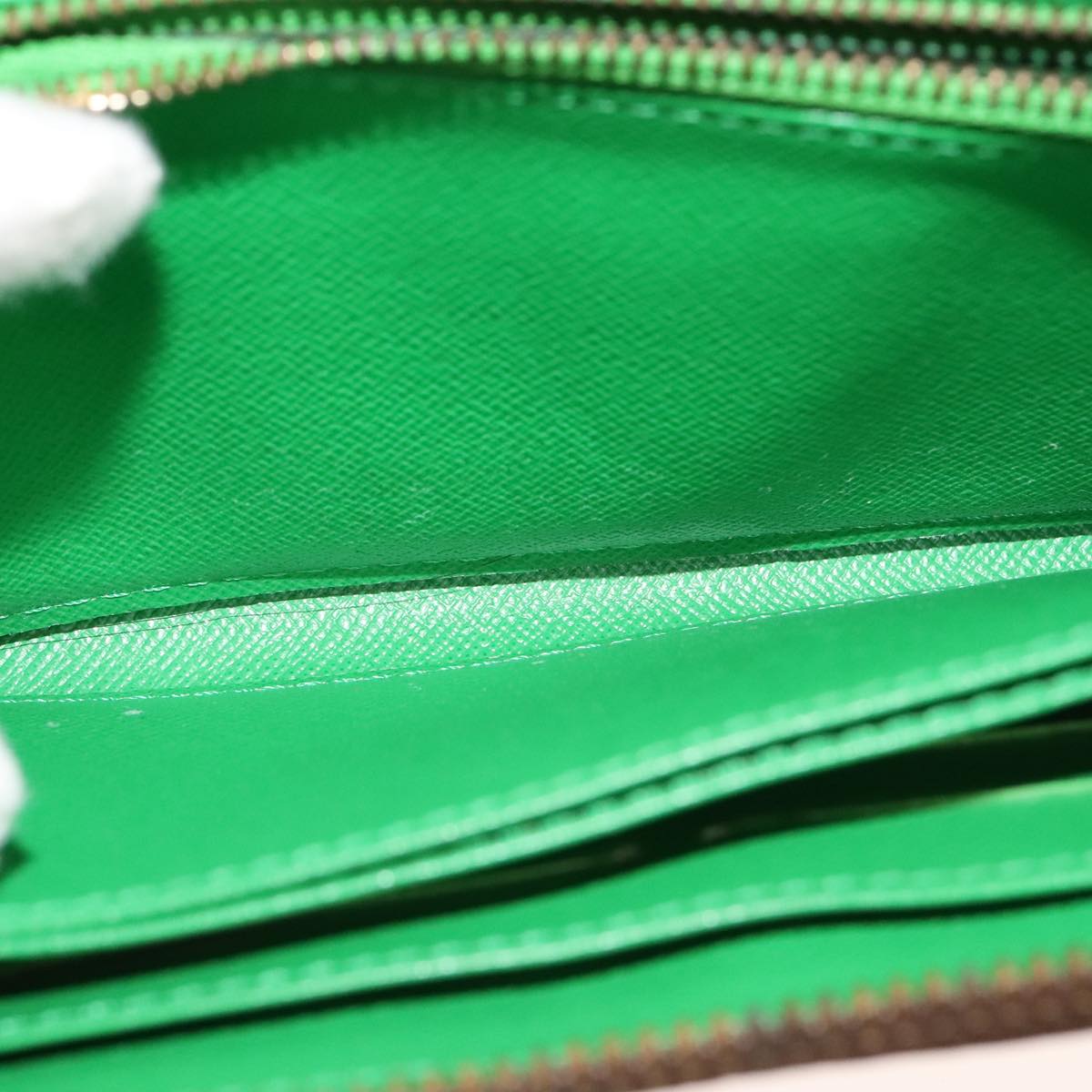 Louis Vuitton Zippy Wallet Green Canvas Wallet (Pre-Owned)