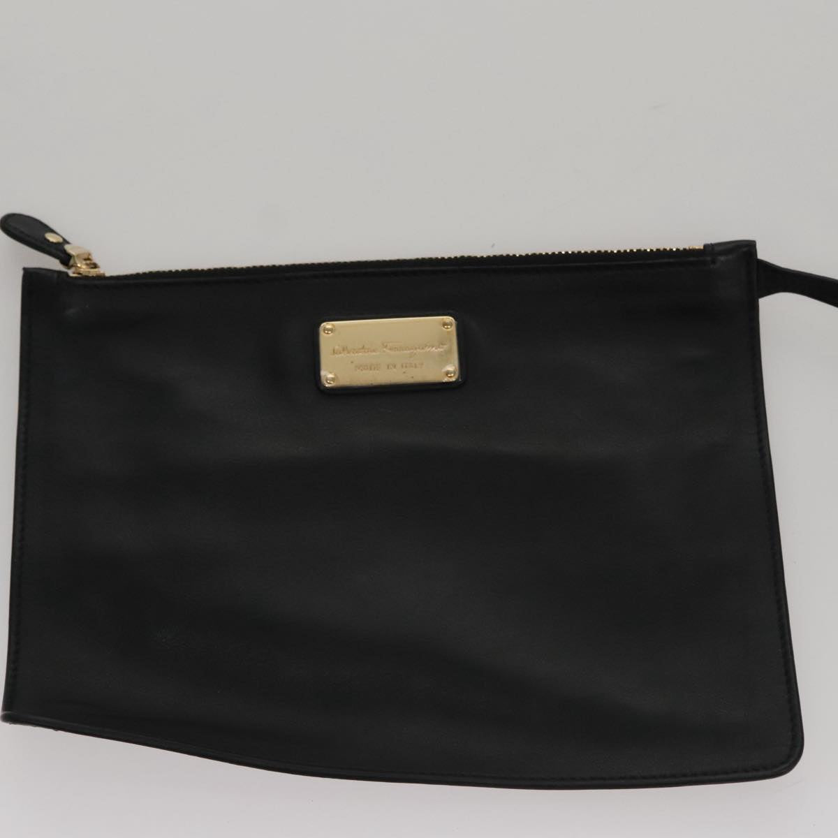 Salvatore Ferragamo Sookie Black Leather Handbag (Pre-Owned)