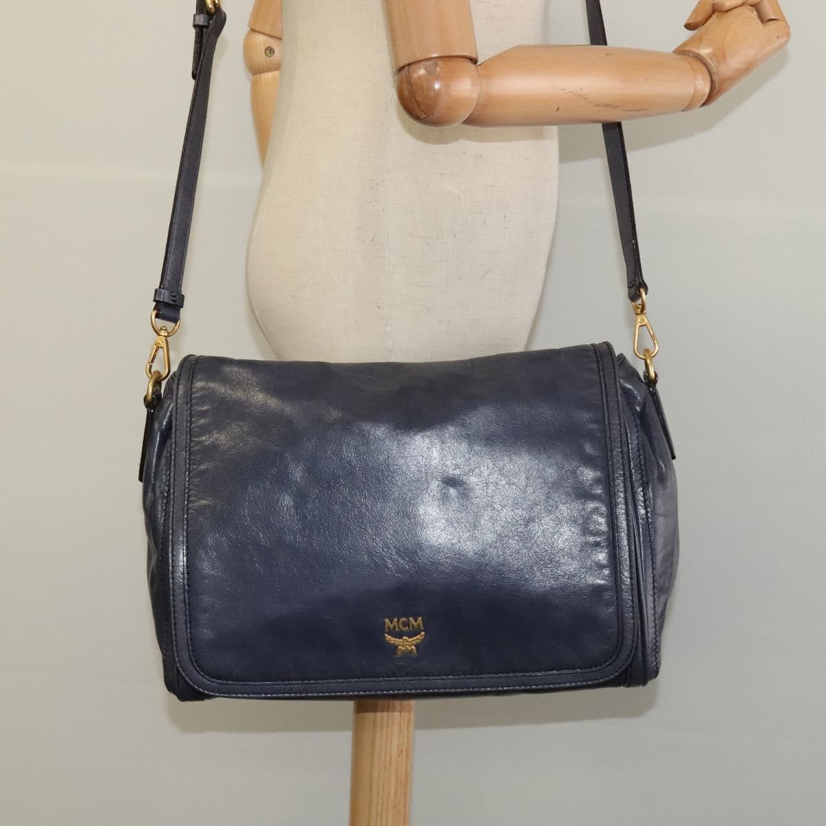 MCM Navy Leather Handbag (Pre-Owned)