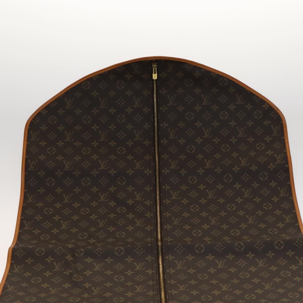 Louis Vuitton Garment Brown Canvas Travel Bag (Pre-Owned)