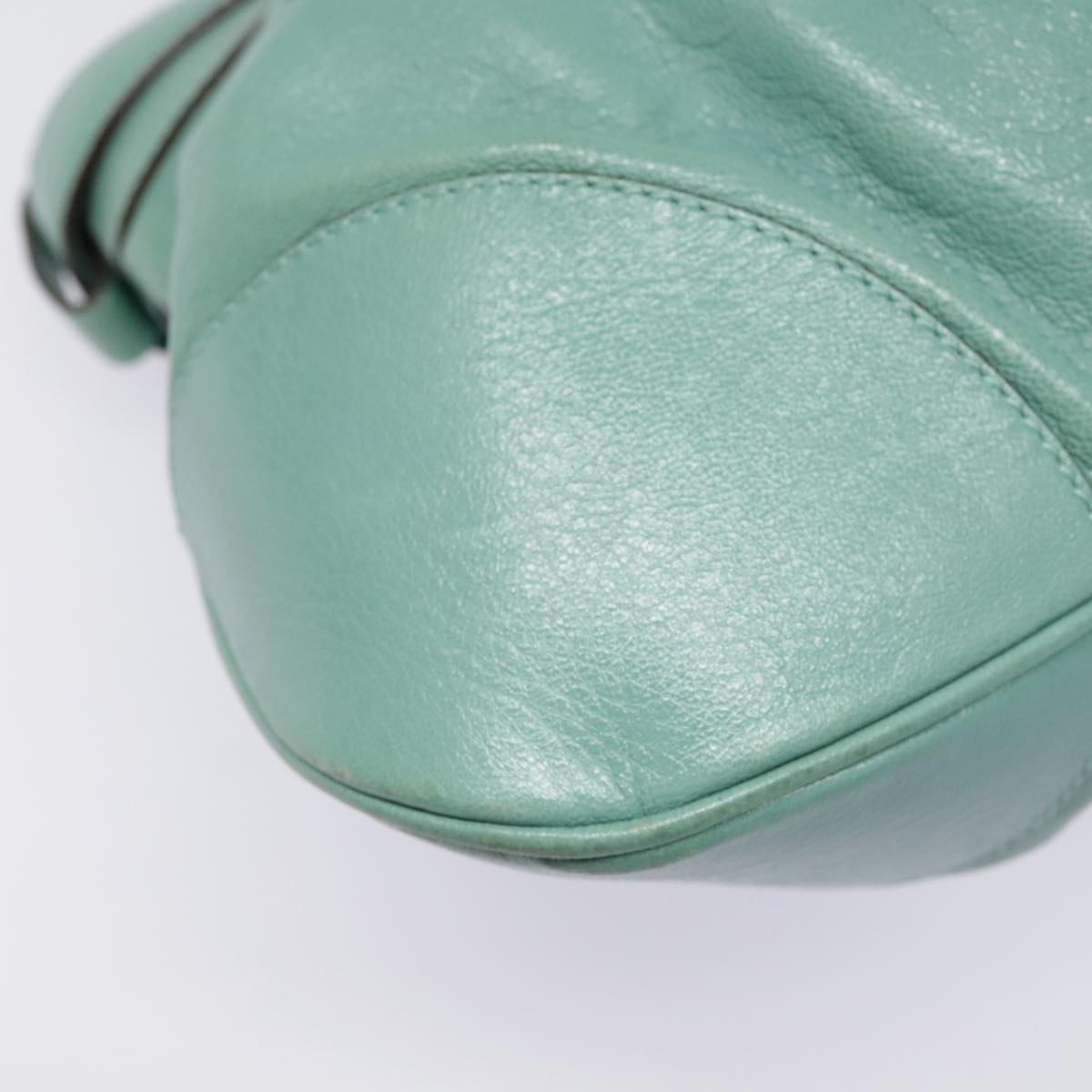 Salvatore Ferragamo Marisa Green Leather Shoulder Bag (Pre-Owned)