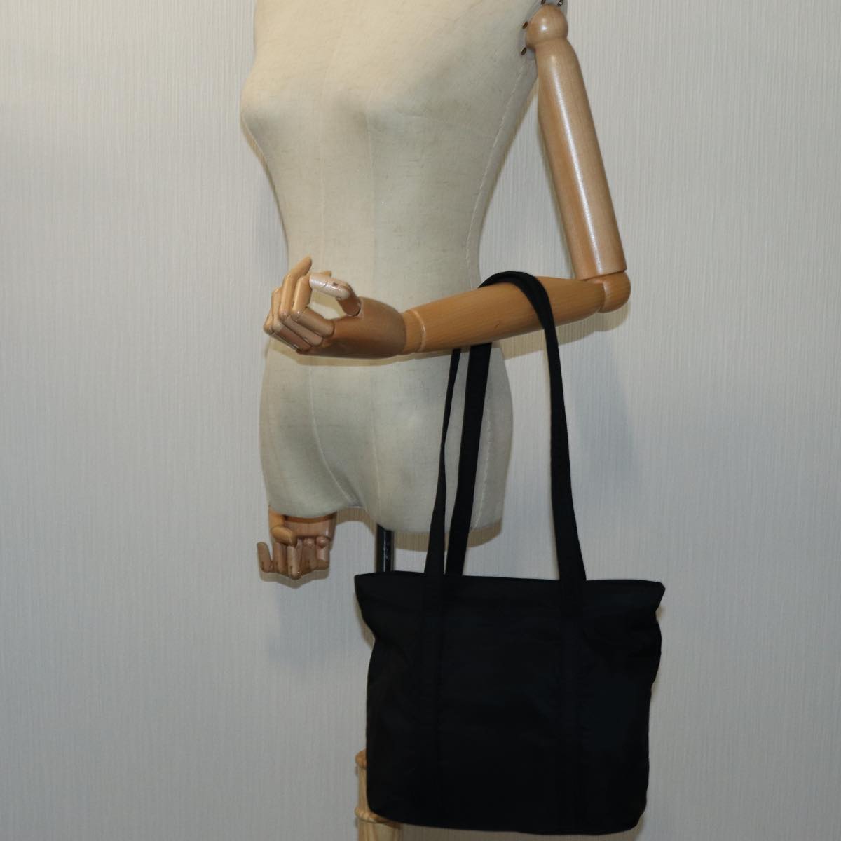 Prada Tessuto Black Synthetic Shoulder Bag (Pre-Owned)
