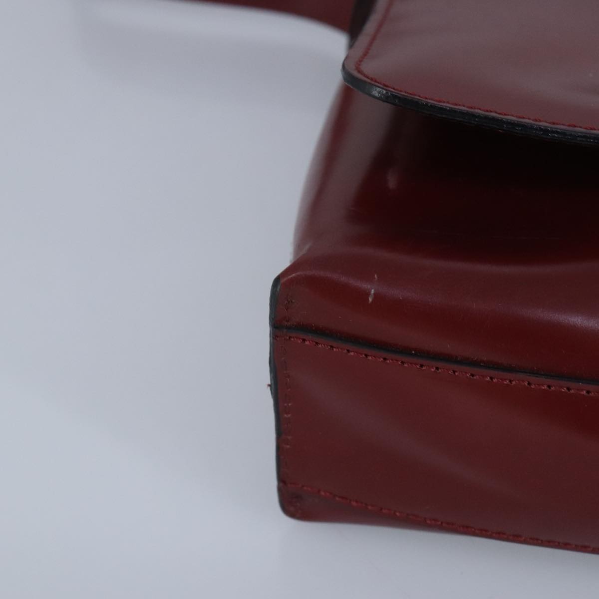 Burberry Red Leather Shoulder Bag (Pre-Owned)