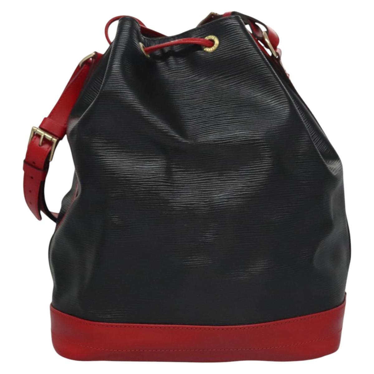 Louis Vuitton Noe Black Leather Shoulder Bag (Pre-Owned)