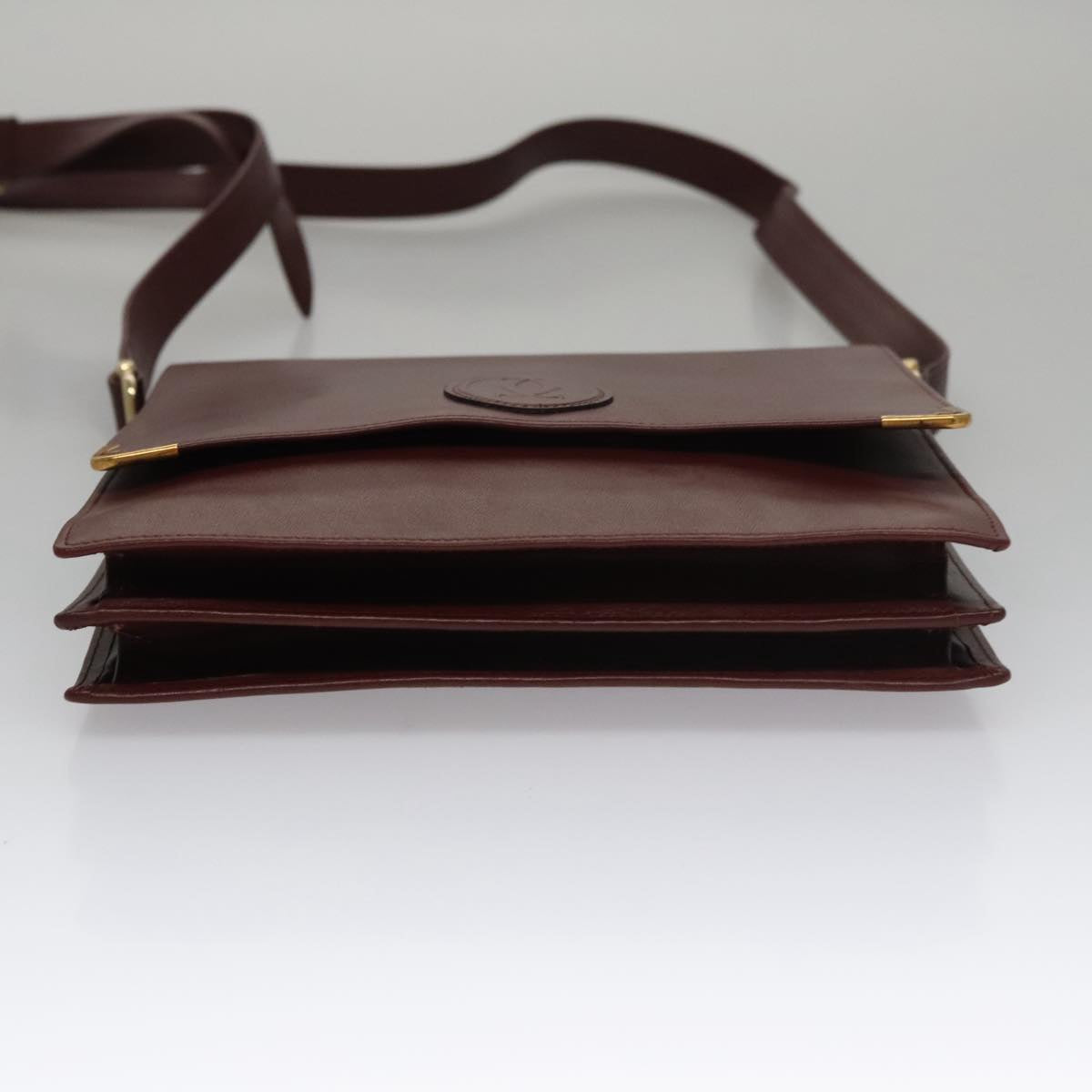 Cartier Must De Cartier Burgundy Leather Shoulder Bag (Pre-Owned)