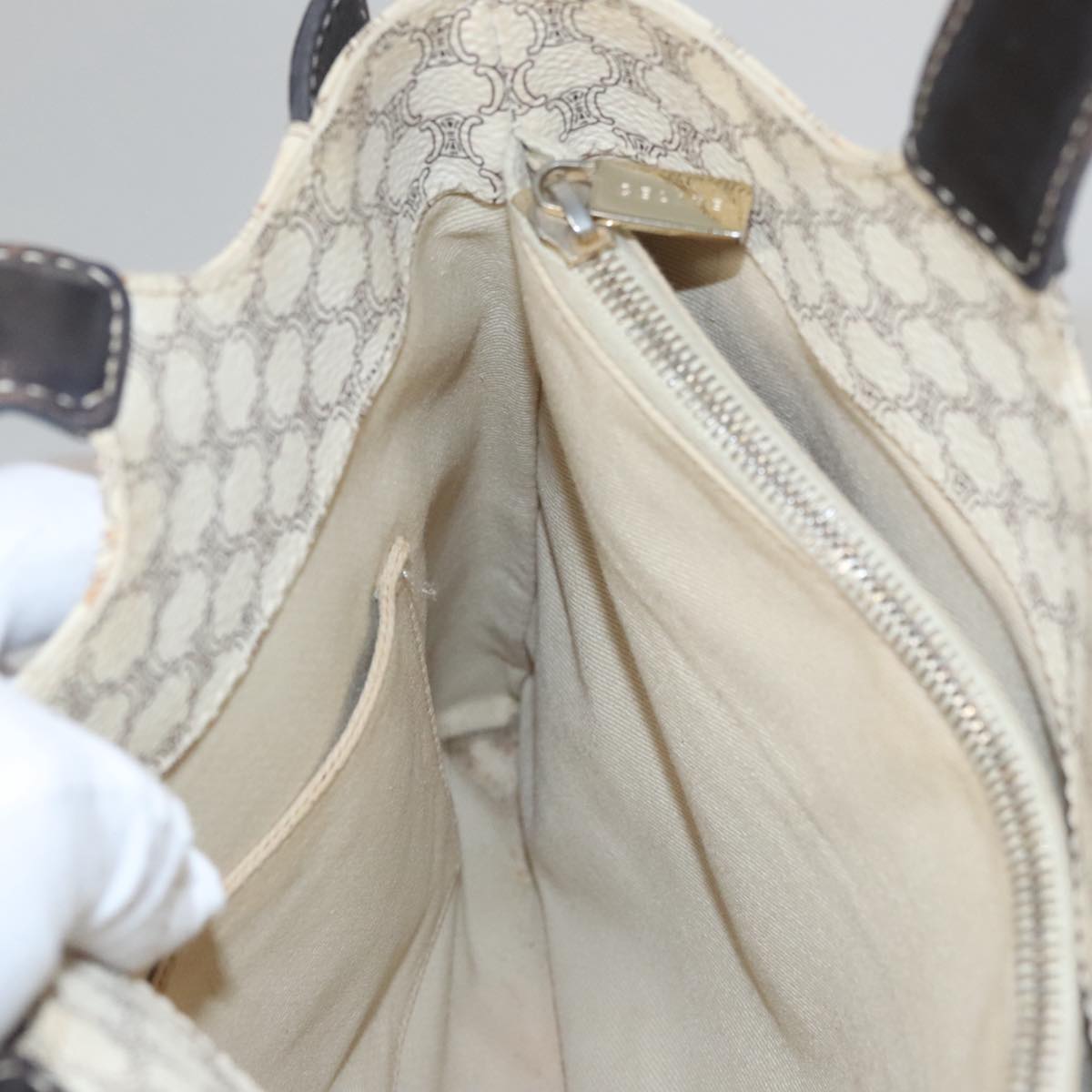 Céline Macadam White Canvas Handbag (Pre-Owned)