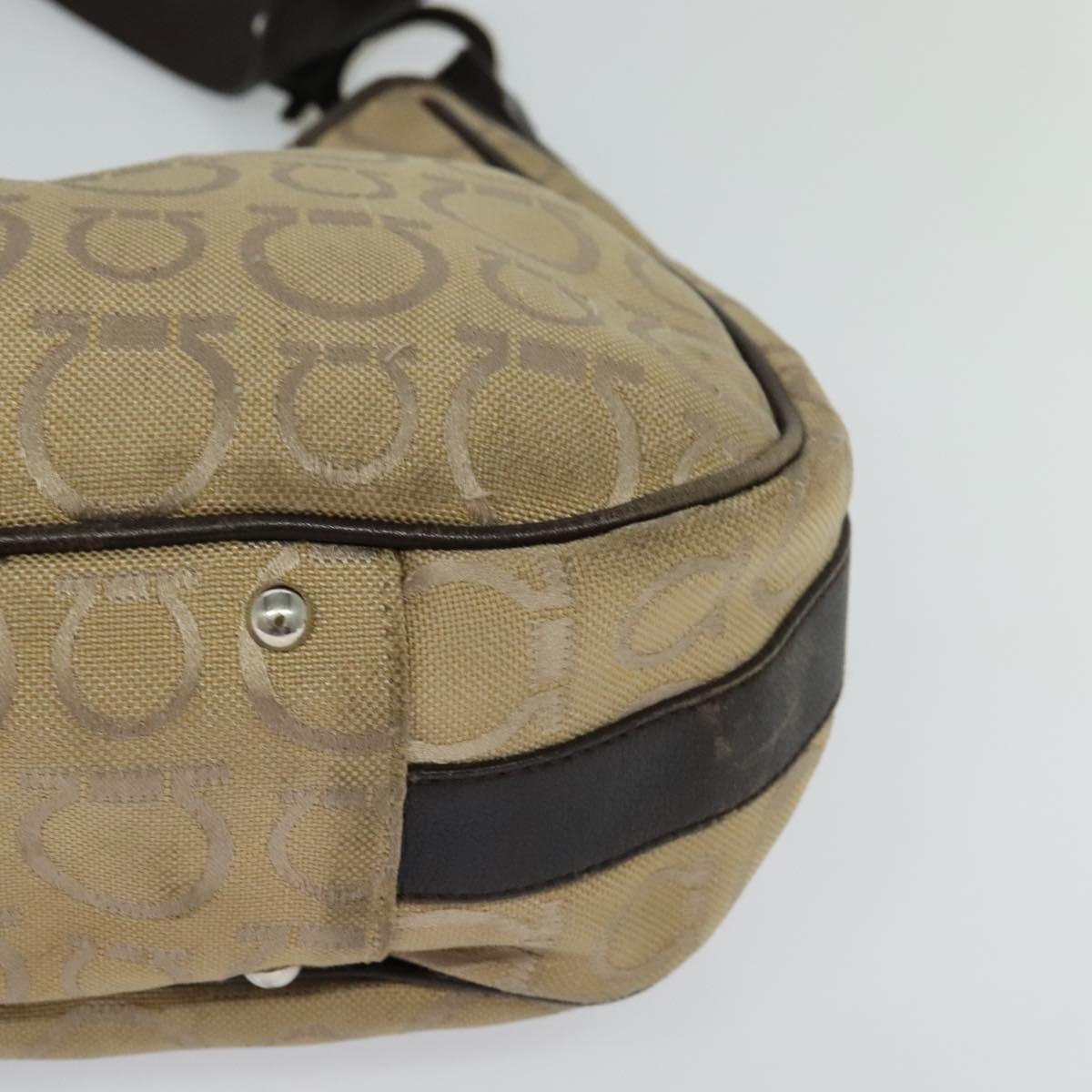 Salvatore Ferragamo Gancini Beige Canvas Shoulder Bag (Pre-Owned)