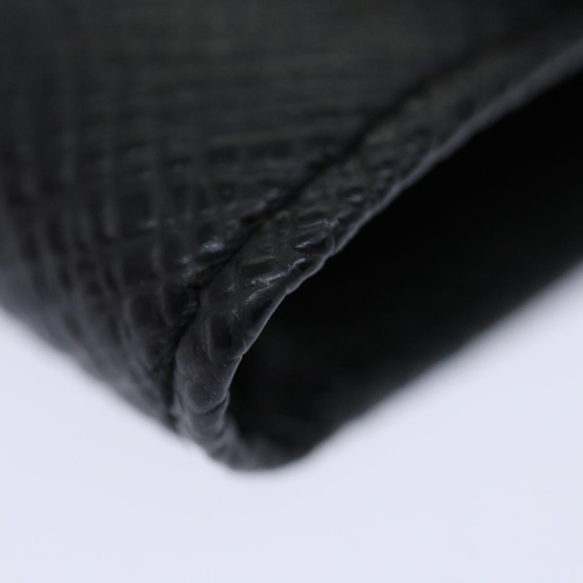 Louis Vuitton 6 Key Holder Black Leather Wallet (Pre-Owned)
