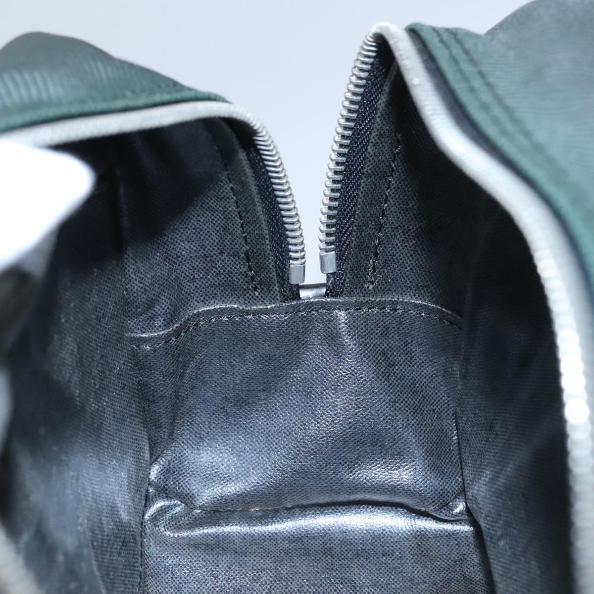 Louis Vuitton Parana Green Canvas Clutch Bag (Pre-Owned)
