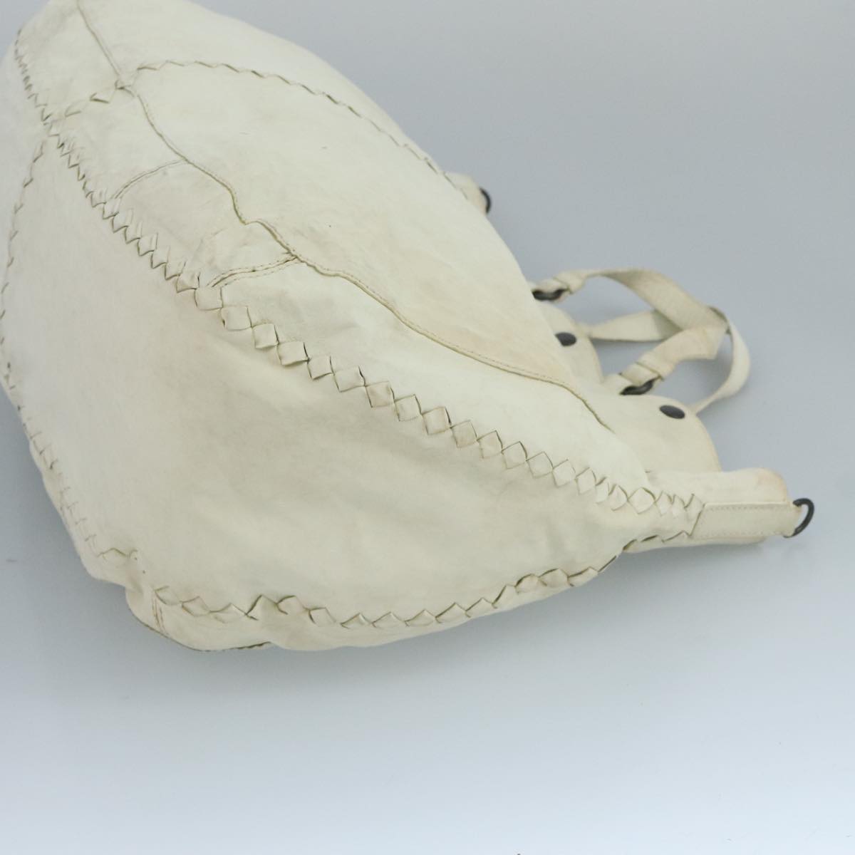 Bottega Veneta Cervo White Leather Tote Bag (Pre-Owned)