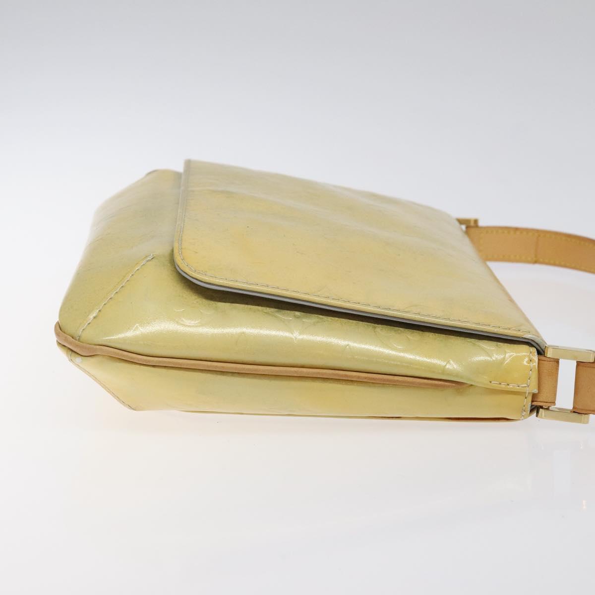 Louis Vuitton Thompson Street Beige Patent Leather Shoulder Bag (Pre-Owned)