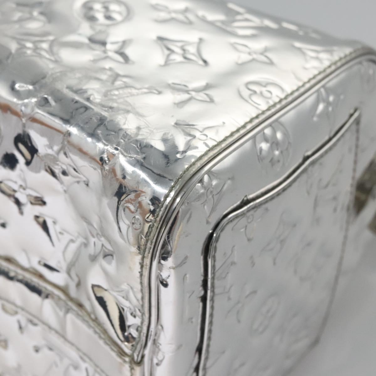 Louis Vuitton Speedy 30 Silver Patent Leather Handbag (Pre-Owned)