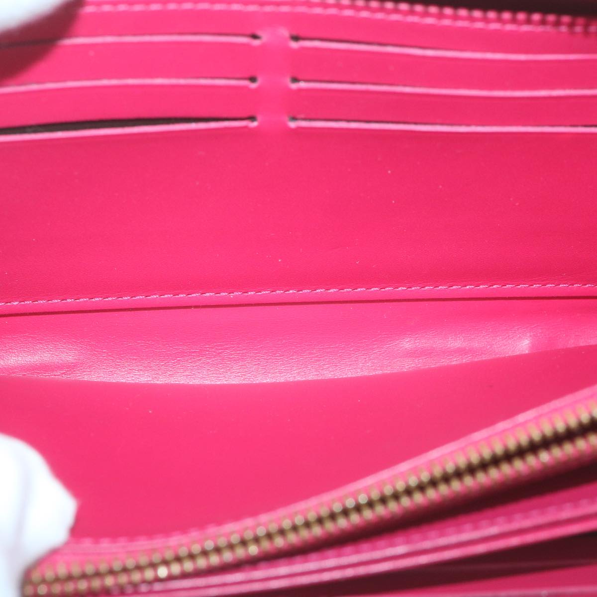 Louis Vuitton Zippy Wallet Pink Patent Leather Wallet (Pre-Owned)