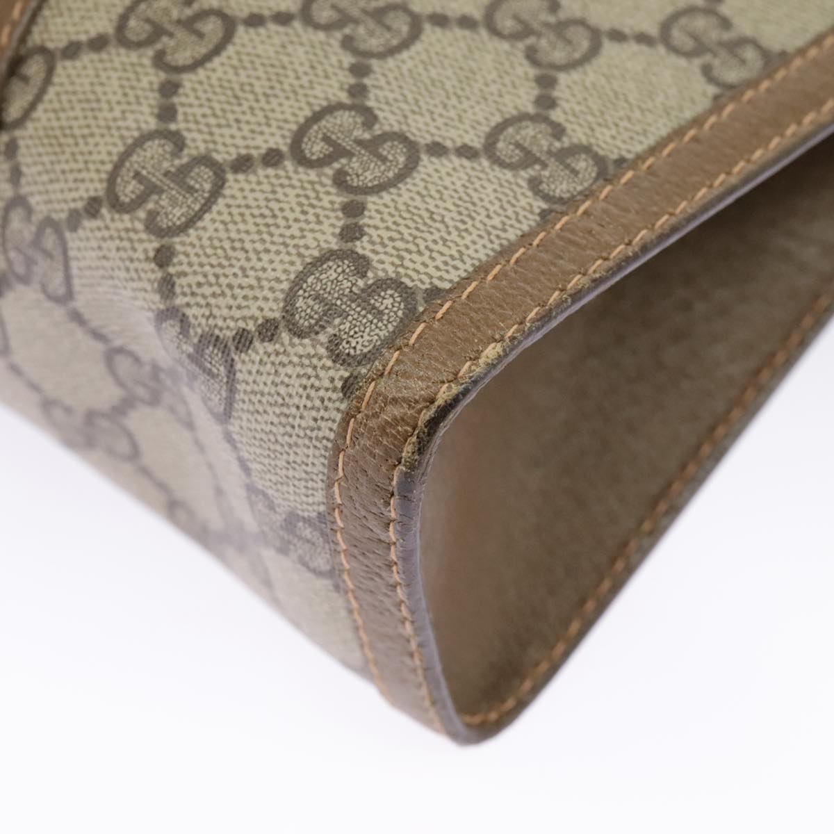 Gucci Ophidia Beige Canvas Clutch Bag (Pre-Owned)