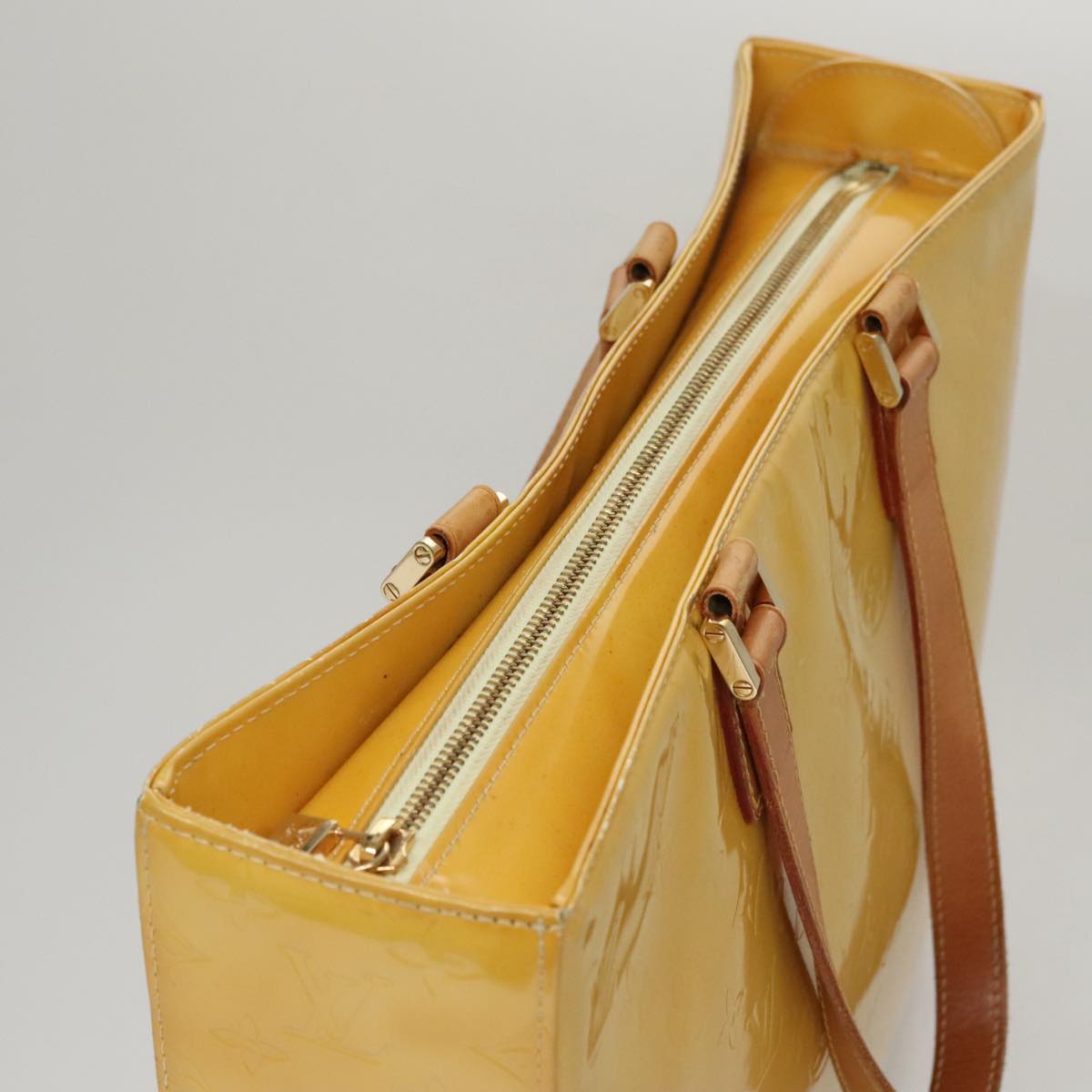 Louis Vuitton Columbus Yellow Patent Leather Tote Bag (Pre-Owned)