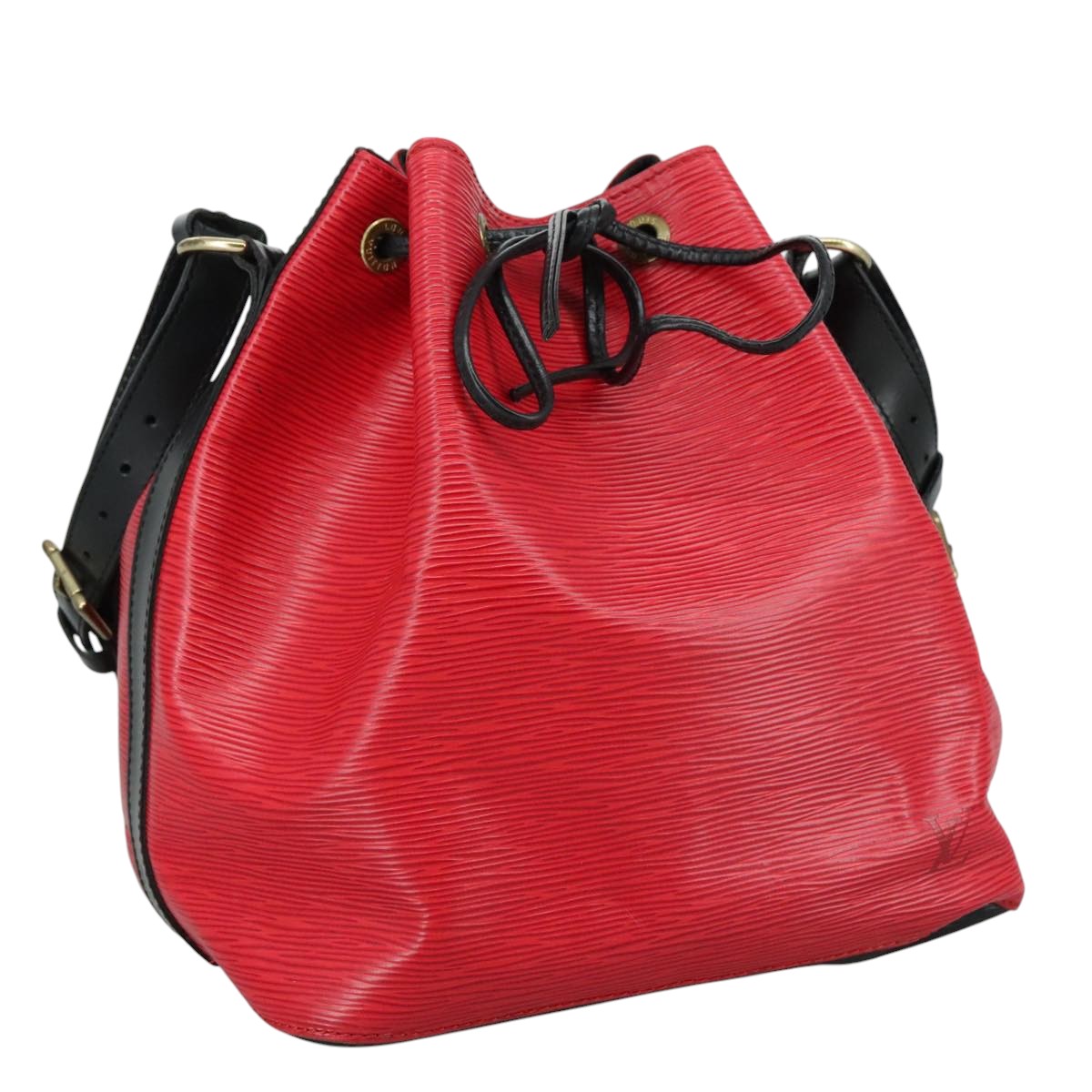 Louis Vuitton Noe Red Leather Shoulder Bag (Pre-Owned)