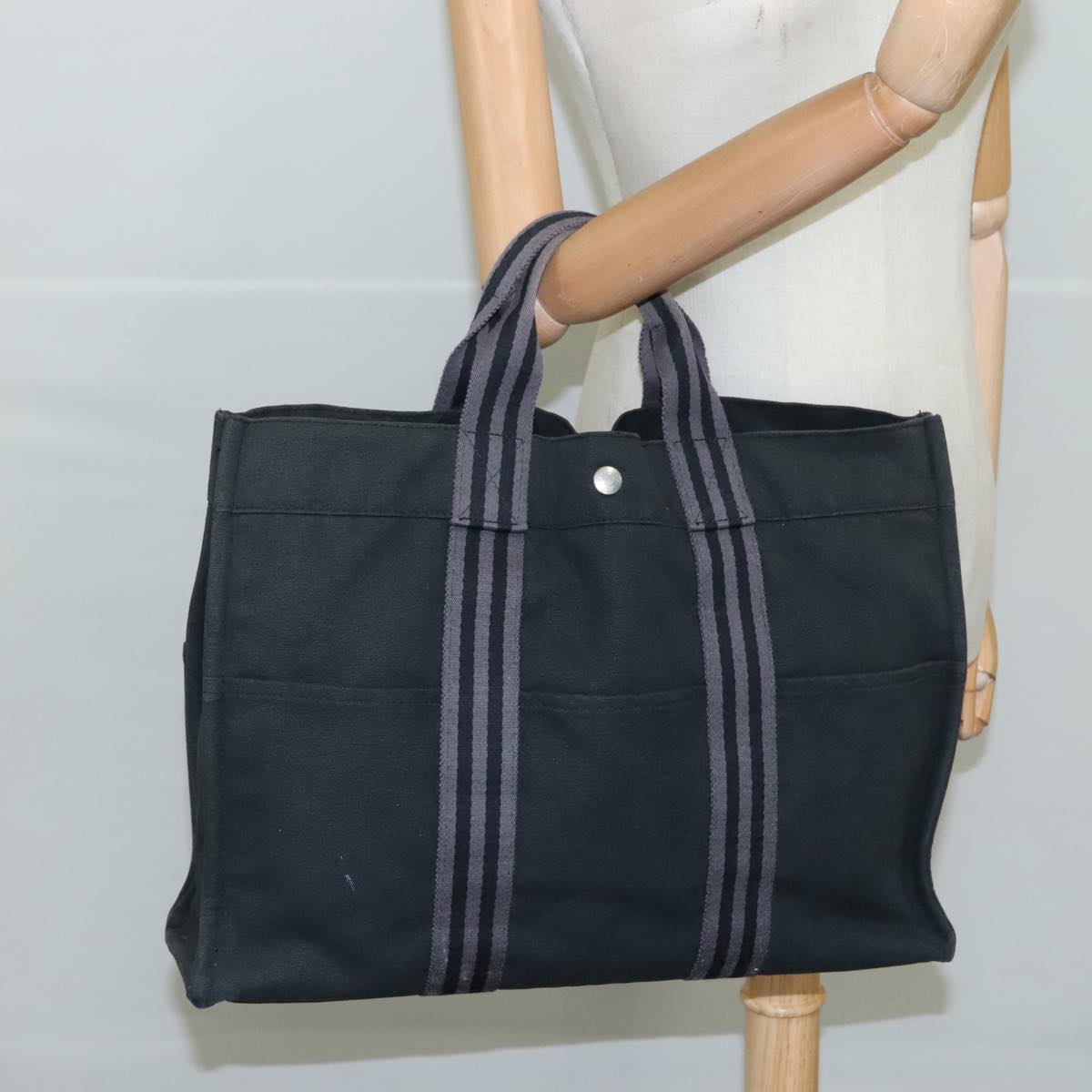 Hermès Herline Black Canvas Tote Bag (Pre-Owned)