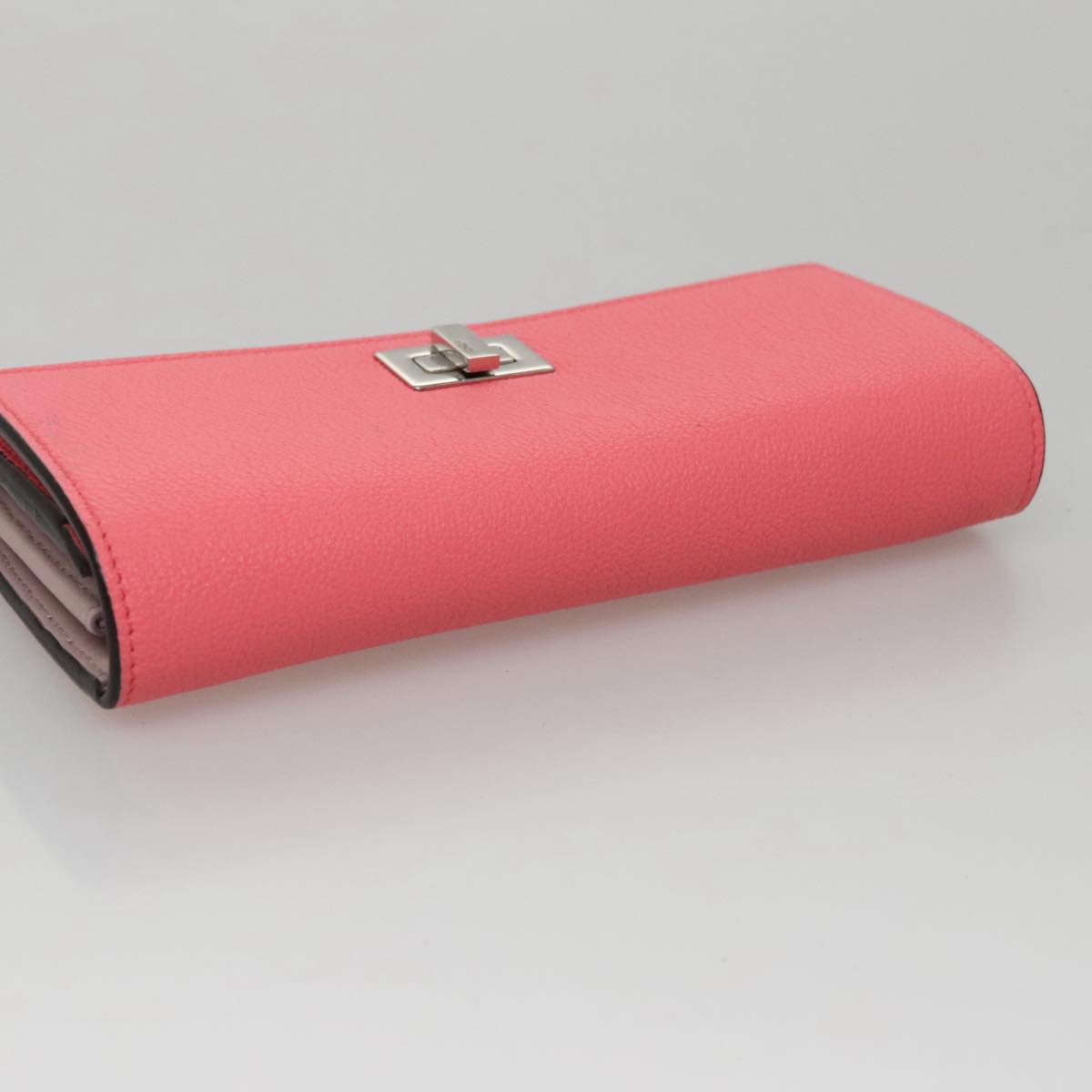 Fendi Peekaboo Pink Leather Wallet (Pre-Owned)