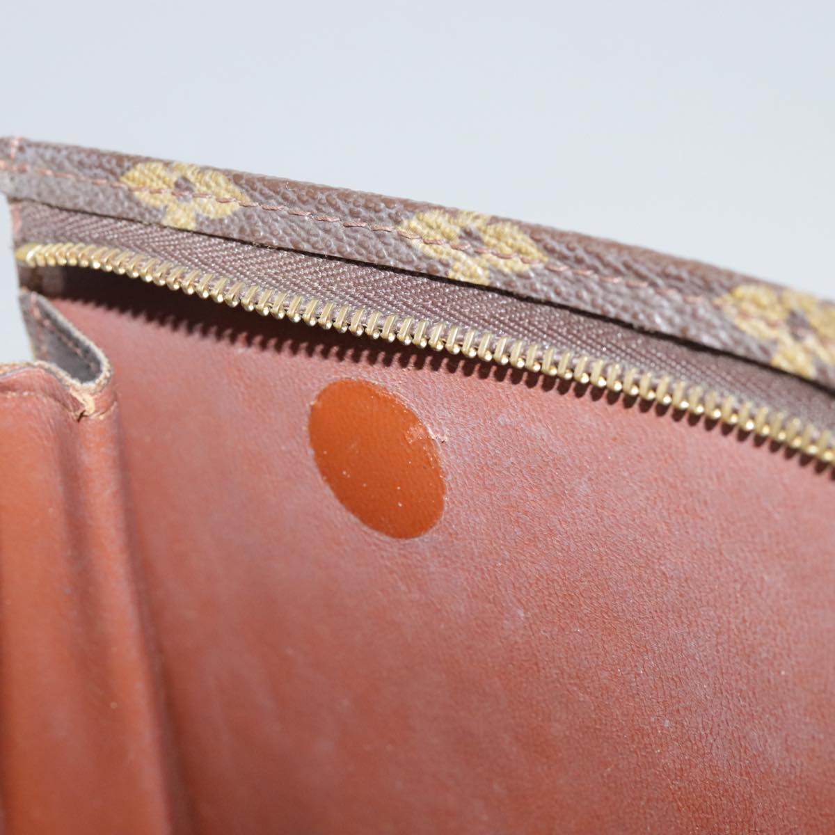 Louis Vuitton Trousse De Toilette Brown Canvas Clutch Bag (Pre-Owned)
