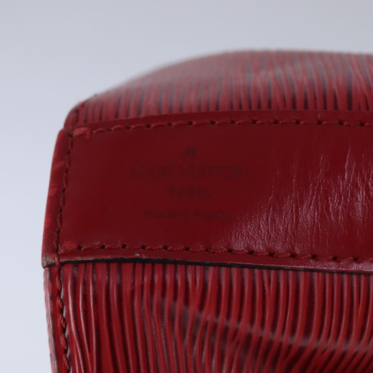 Louis Vuitton Sac D'épaule Red Leather Shoulder Bag (Pre-Owned)