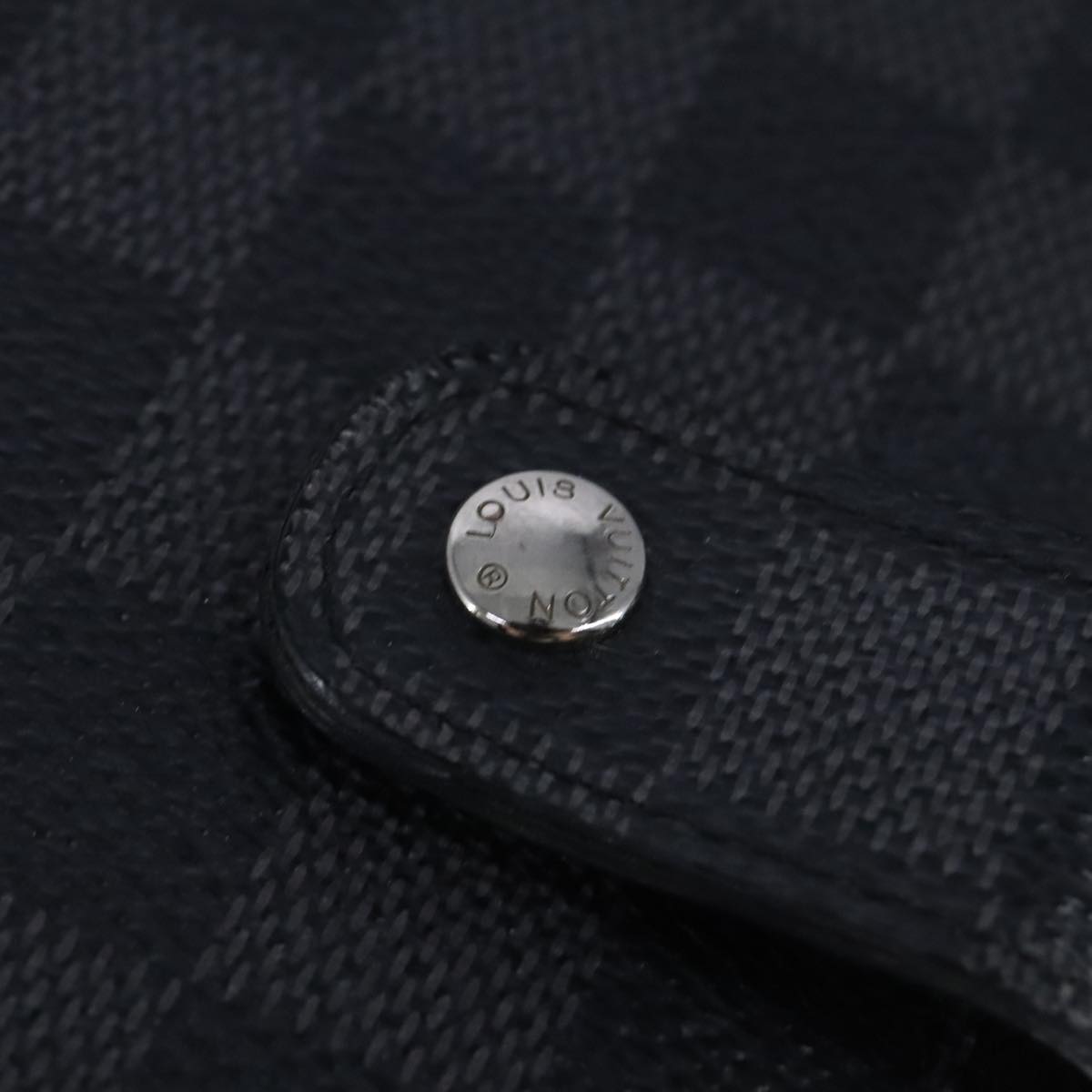 Louis Vuitton Agenda Mm Black Canvas Wallet (Pre-Owned)