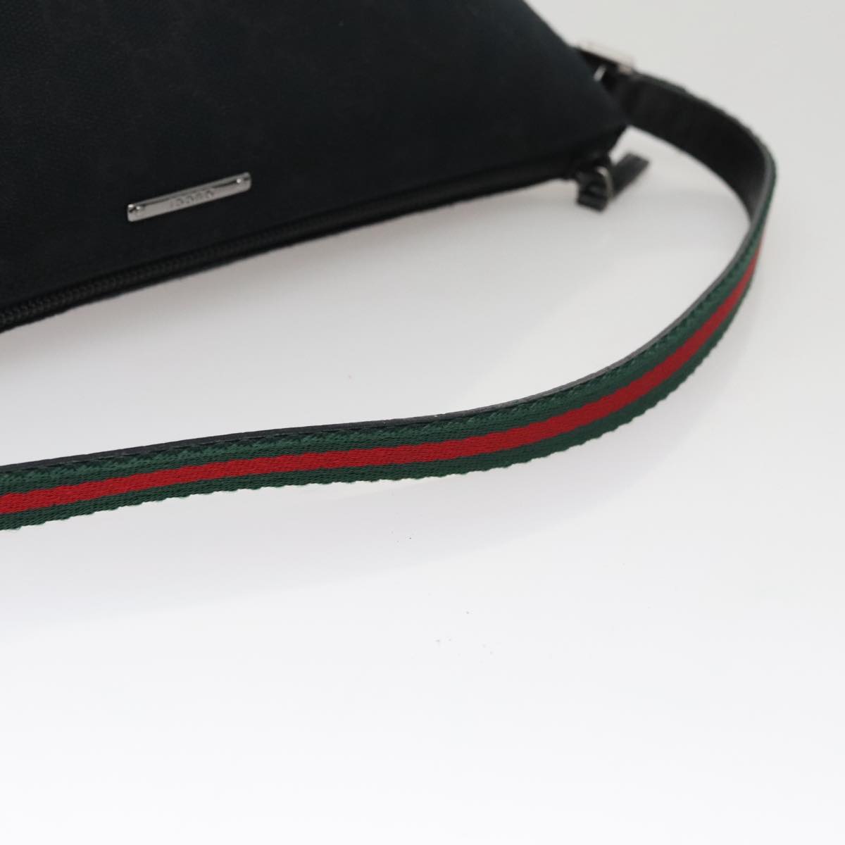 Gucci Baguette Black Canvas Clutch Bag (Pre-Owned)