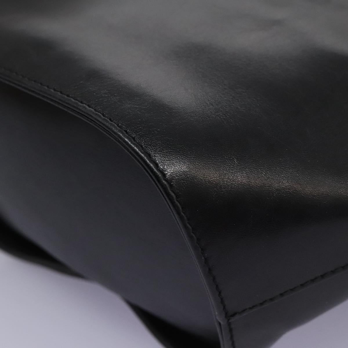 Salvatore Ferragamo - Black Leather Shoulder Bag (Pre-Owned)