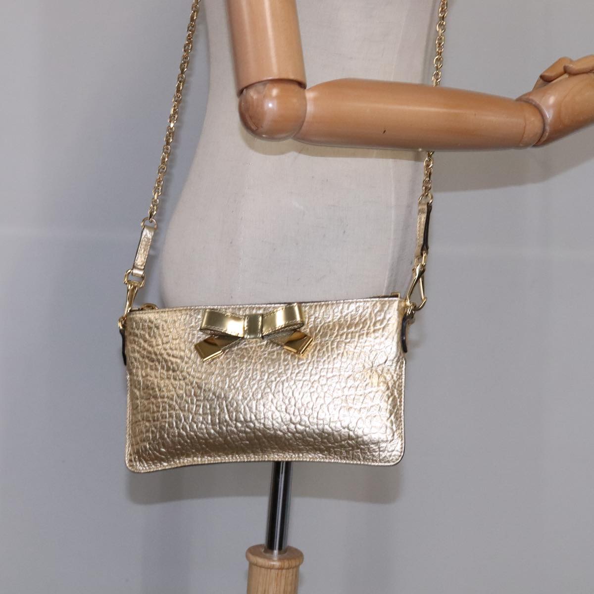 Burberry Gold Leather Shoulder Bag (Pre-Owned)