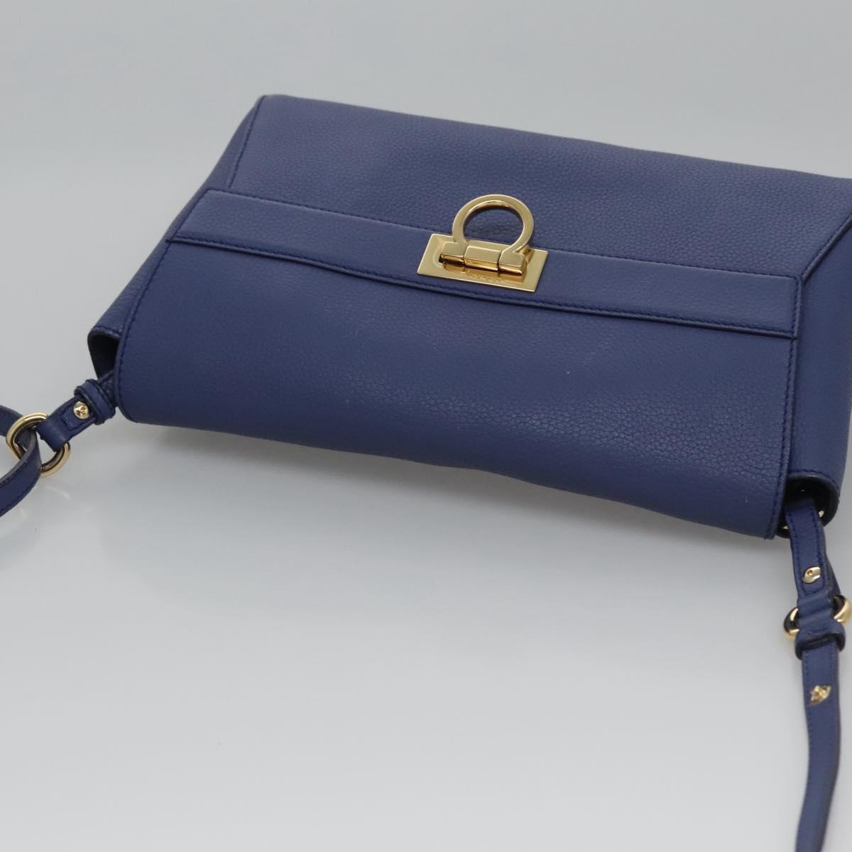 Salvatore Ferragamo Gancini Blue Leather Shoulder Bag (Pre-Owned)