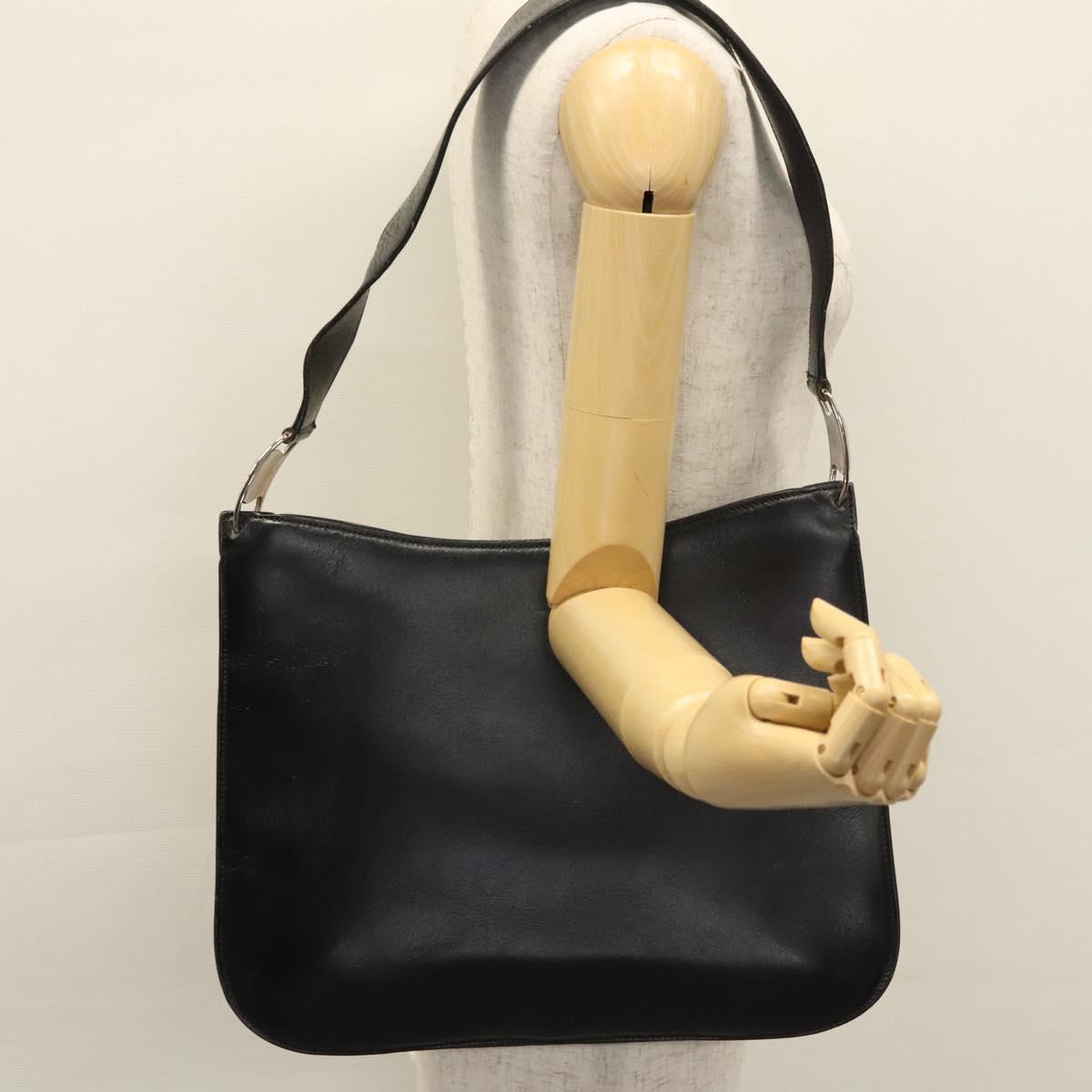 Salvatore Ferragamo Black Leather Shoulder Bag (Pre-Owned)