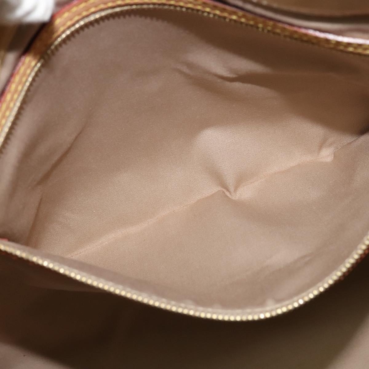 Louis Vuitton Reade Beige Patent Leather Tote Bag (Pre-Owned)