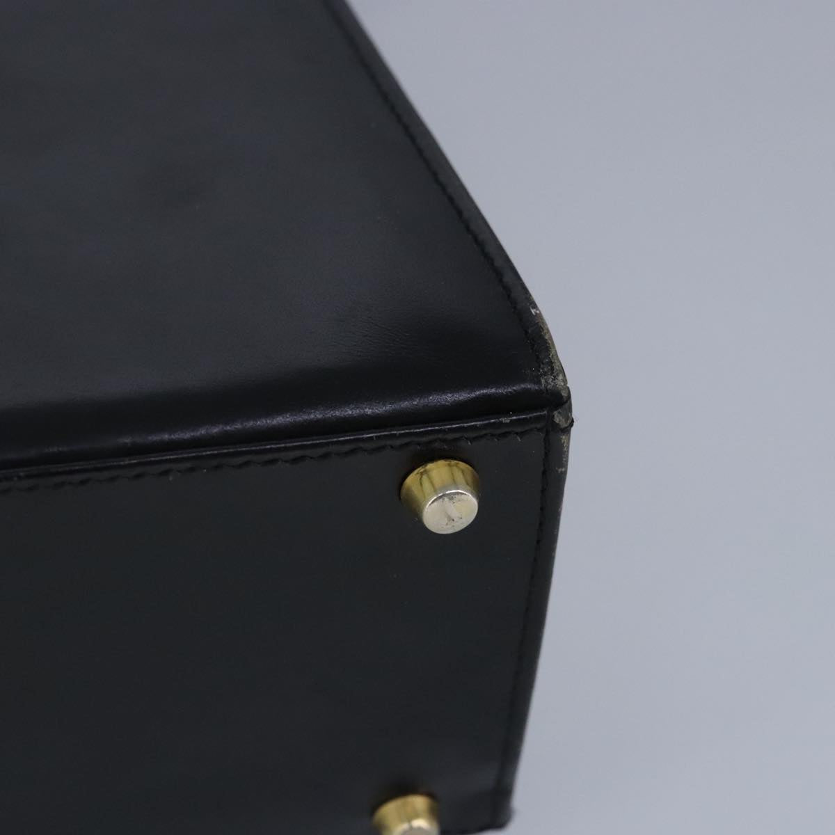 Versace Black Leather Shoulder Bag (Pre-Owned)