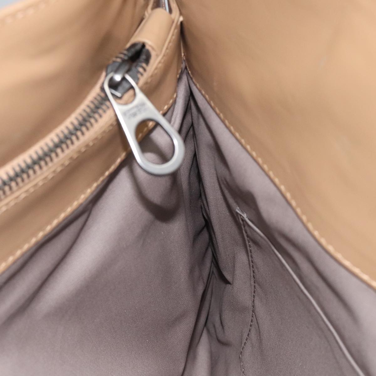 Bottega Veneta Intrecciato Beige Leather Briefcase Bag (Pre-Owned)