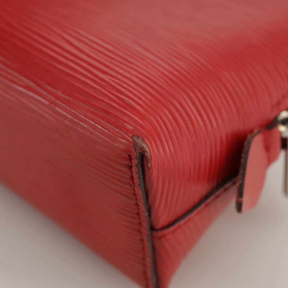 Louis Vuitton Cosmetic Pouch Red Leather Clutch Bag (Pre-Owned)