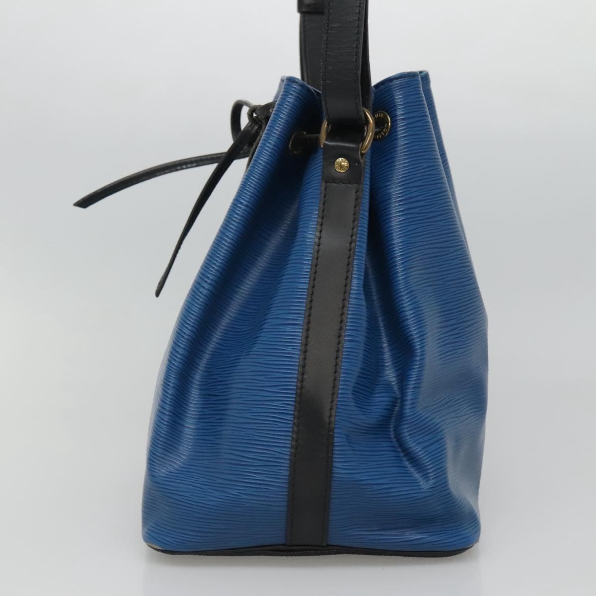Louis Vuitton Petit Noé Navy Leather Shoulder Bag (Pre-Owned)
