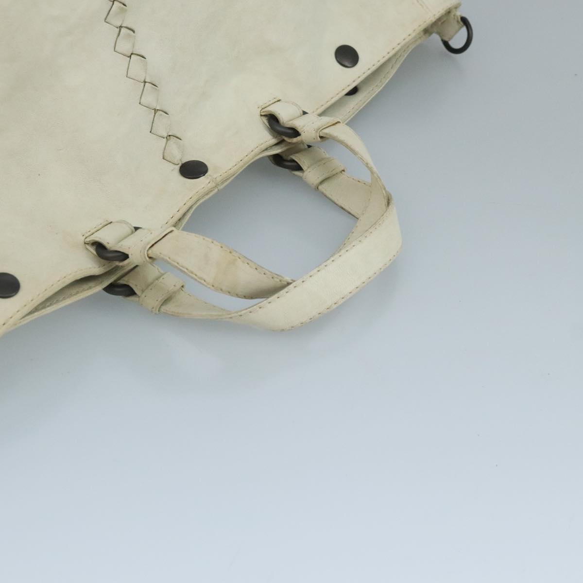 Bottega Veneta Cervo White Leather Tote Bag (Pre-Owned)
