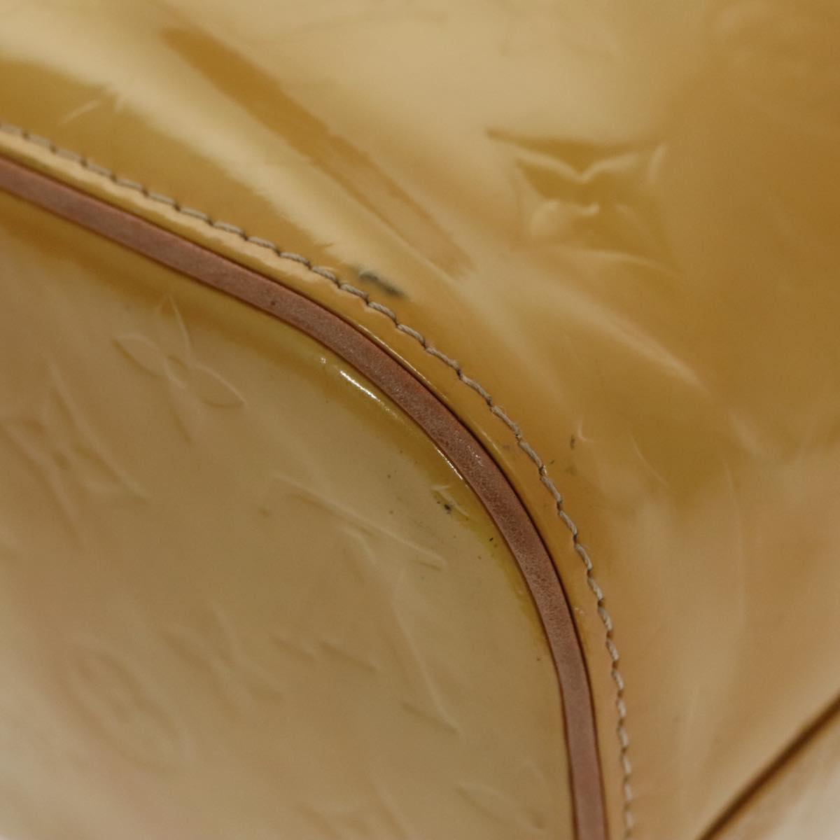 Louis Vuitton Houston Yellow Patent Leather Handbag (Pre-Owned)