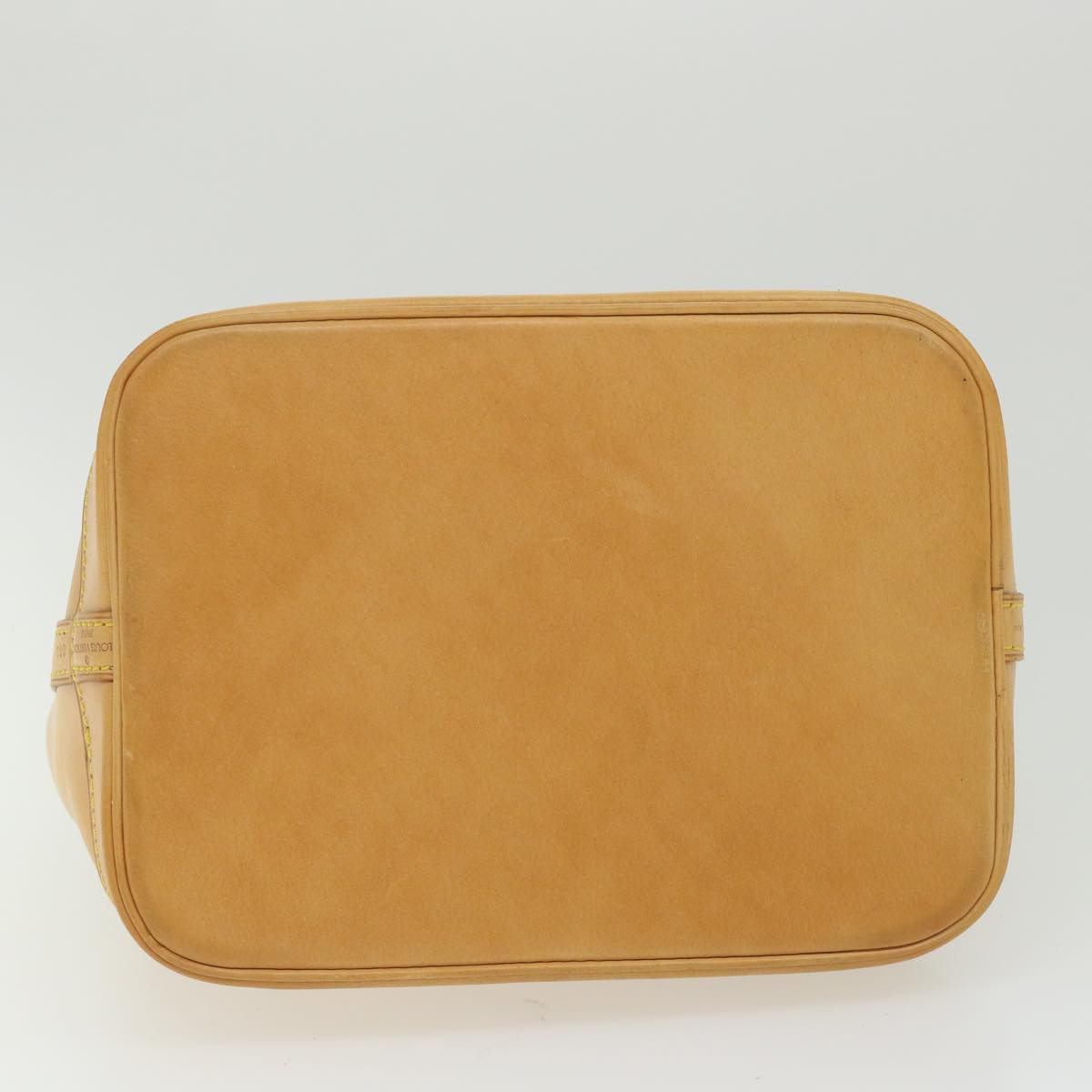 Louis Vuitton Noe Beige Leather Handbag (Pre-Owned)