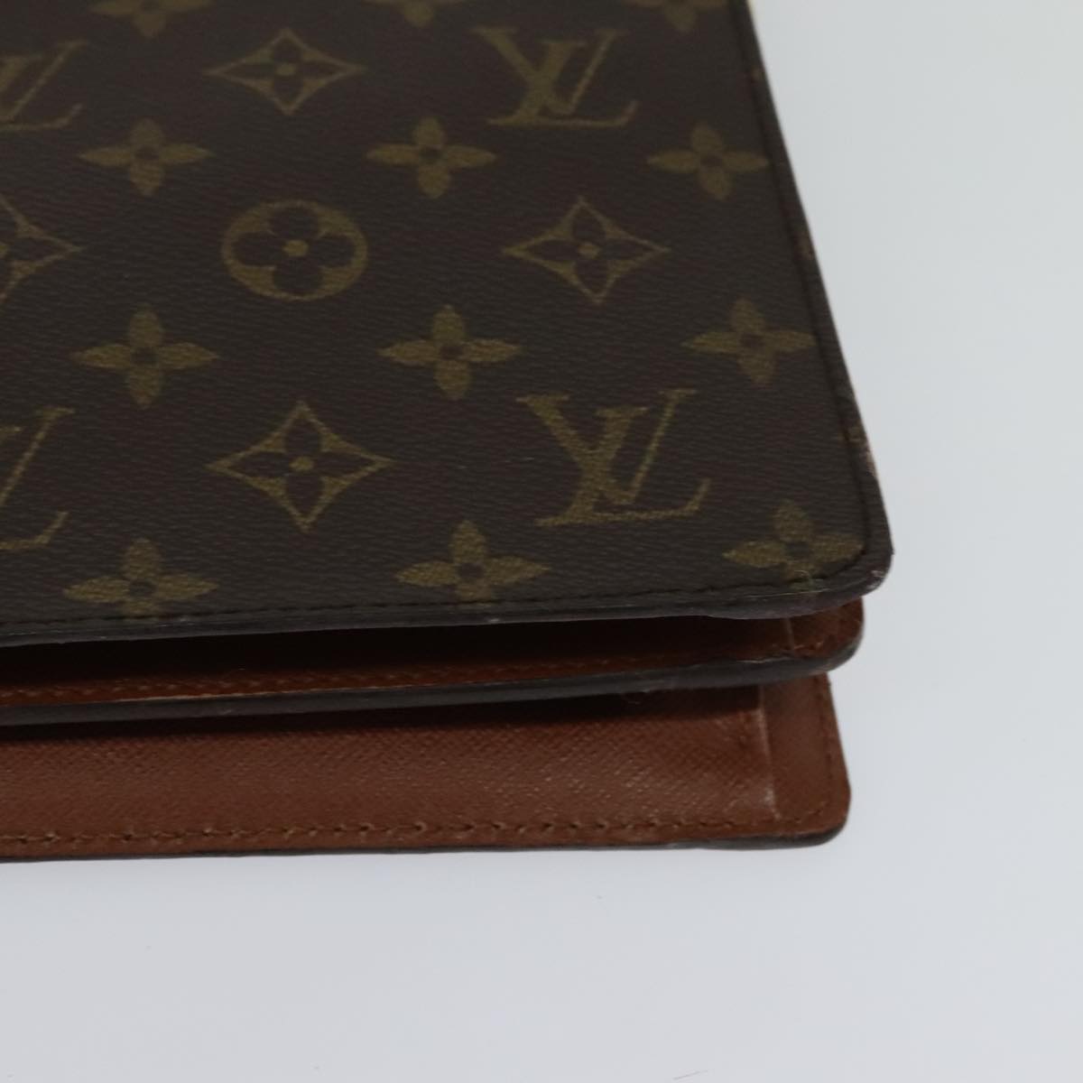 Louis Vuitton Courcelle Brown Canvas Shoulder Bag (Pre-Owned)