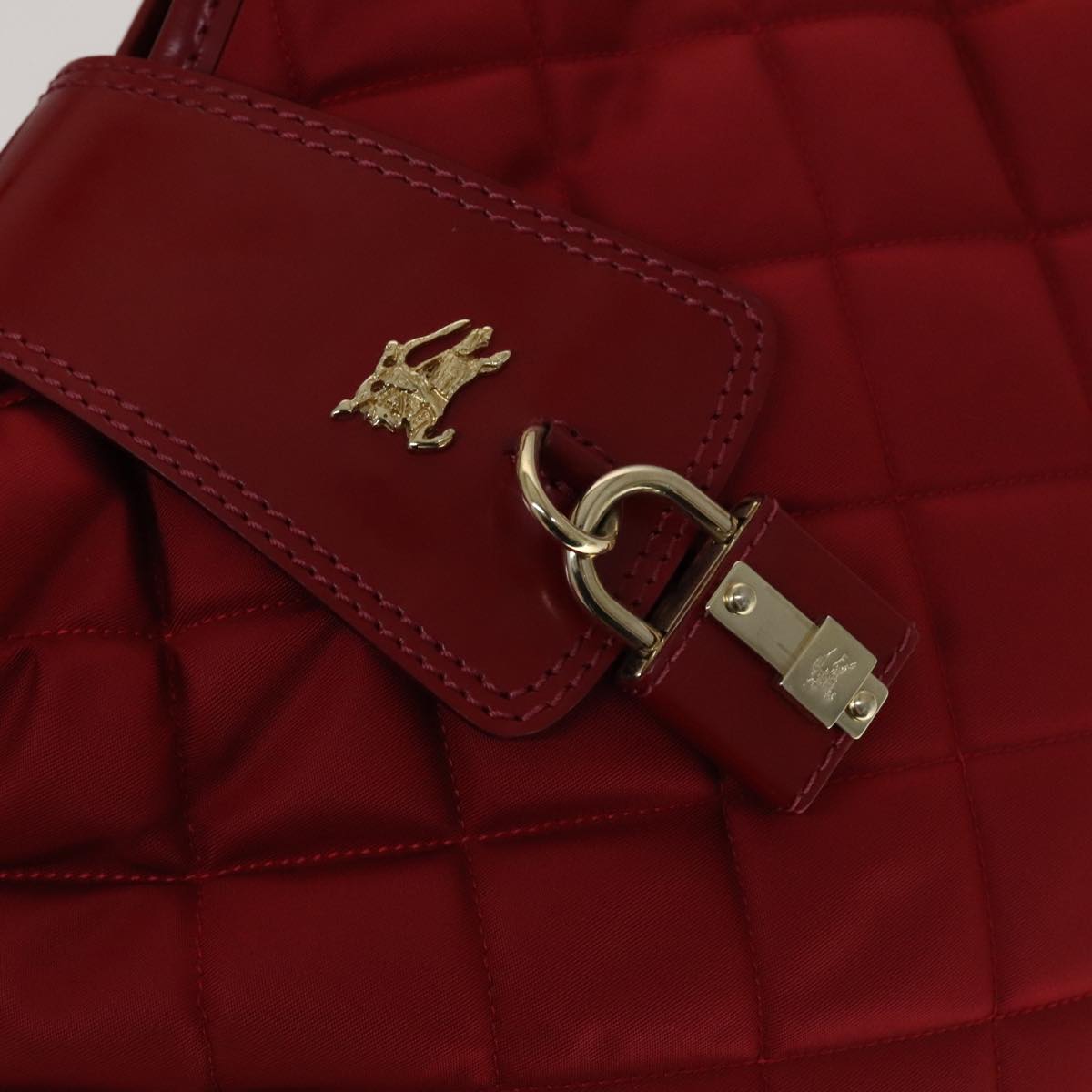 Burberry Shoulder Bag Red Synthetic Shoulder Bag (Pre-Owned)