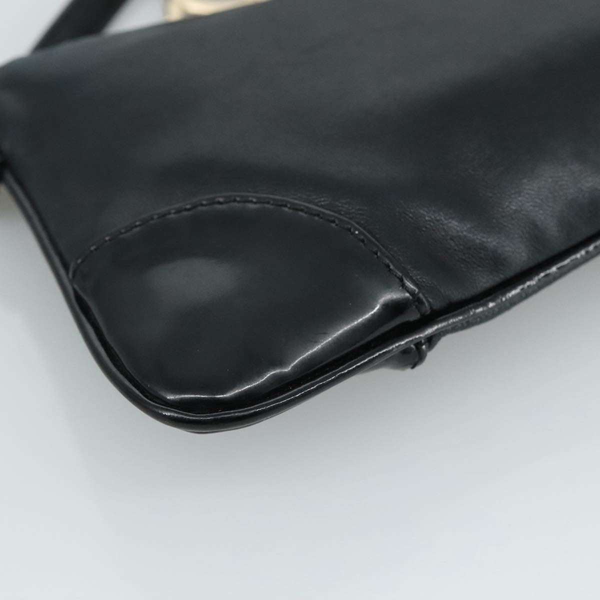 Chanel Camélia Black Leather Clutch Bag (Pre-Owned)