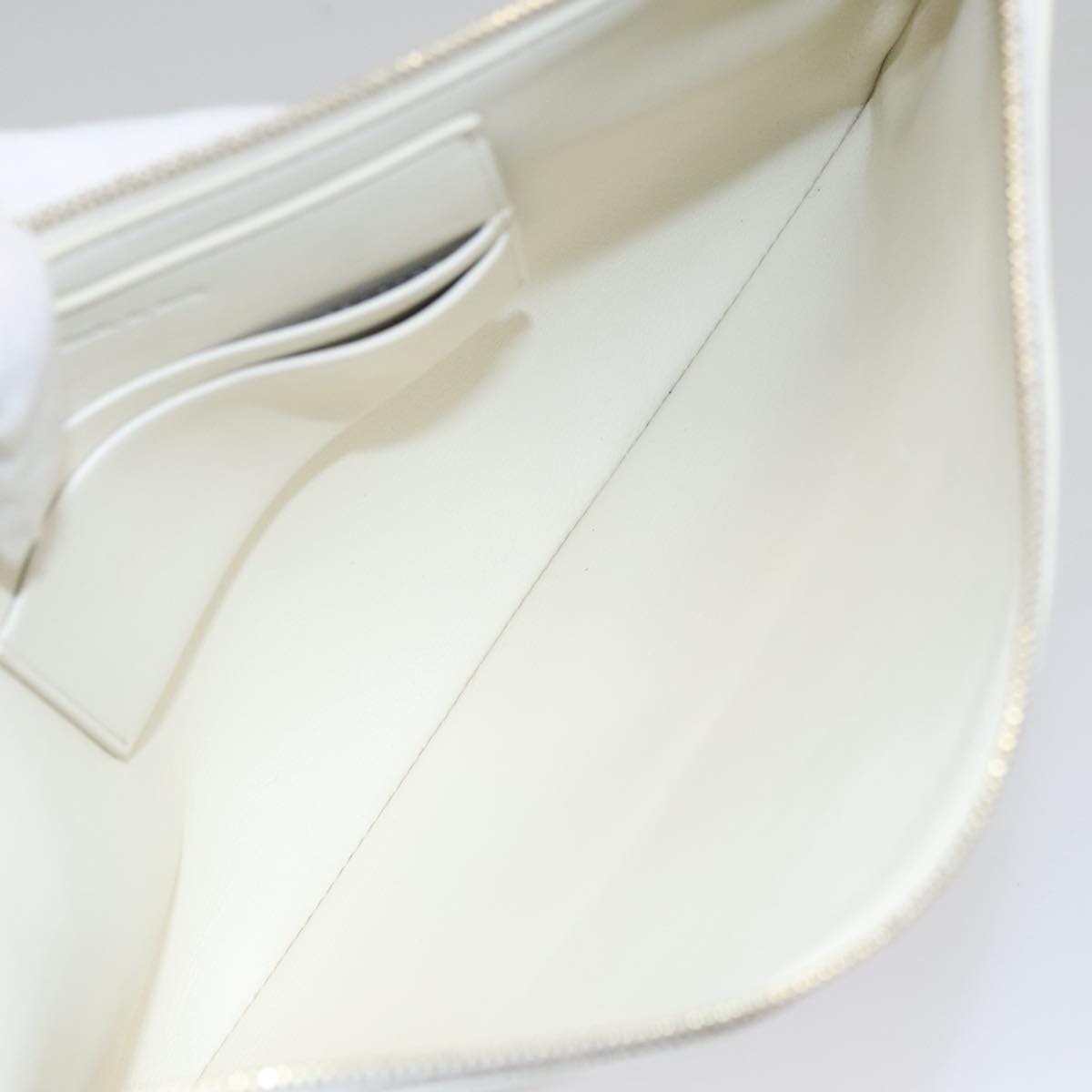 Céline White Leather Clutch Bag (Pre-Owned)