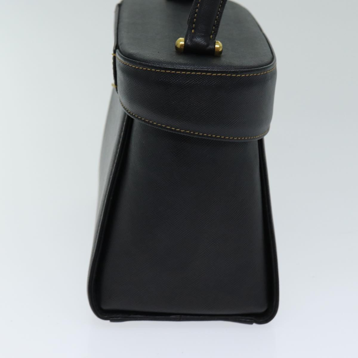 Valentino Garavani Black Leather Handbag (Pre-Owned)