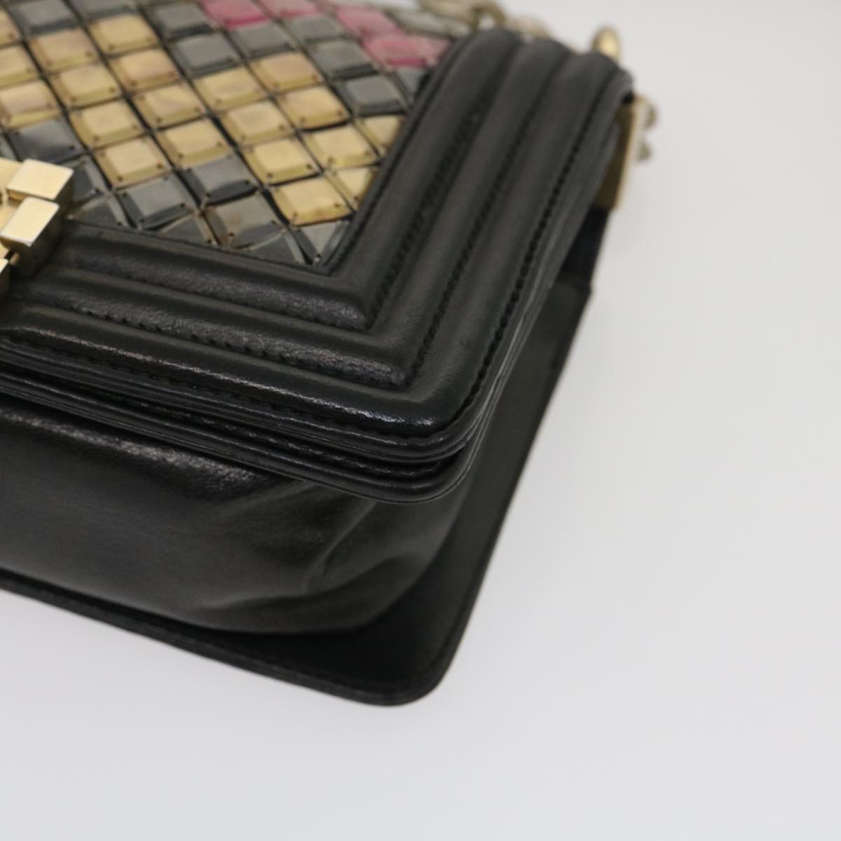 Chanel Boy Multicolour Leather Shoulder Bag (Pre-Owned)