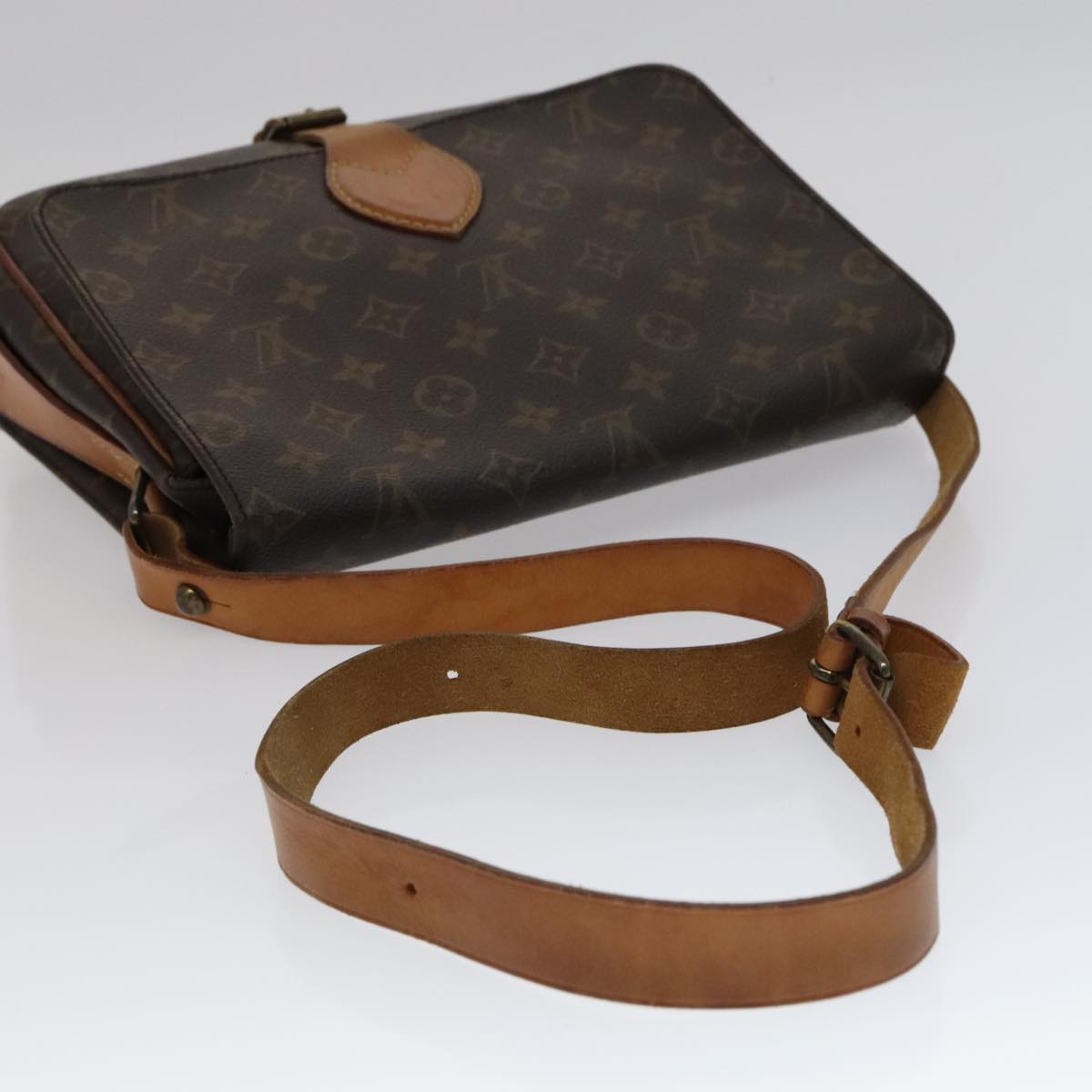 Louis Vuitton Cartouchière Brown Canvas Shoulder Bag (Pre-Owned)