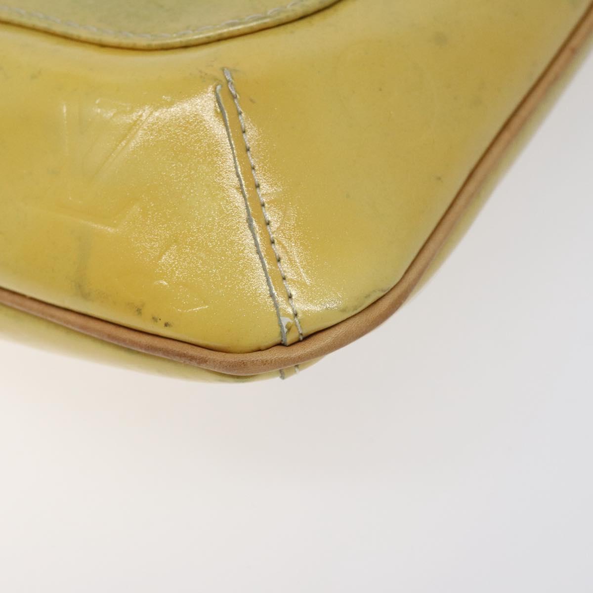 Louis Vuitton Thompson Street Beige Patent Leather Shoulder Bag (Pre-Owned)
