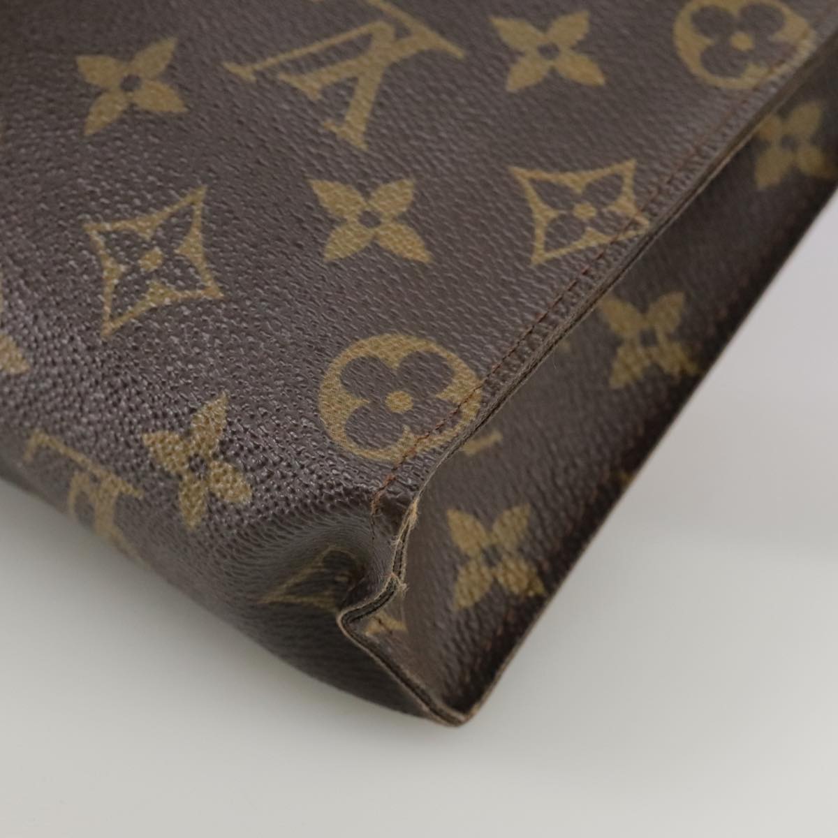 Louis Vuitton Trousse De Toilette Brown Canvas Clutch Bag (Pre-Owned)