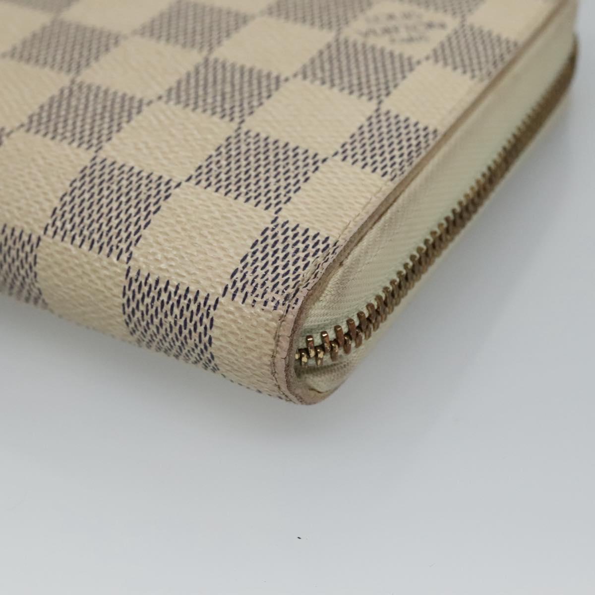 Louis Vuitton Zippy Organizer White Canvas Wallet (Pre-Owned)