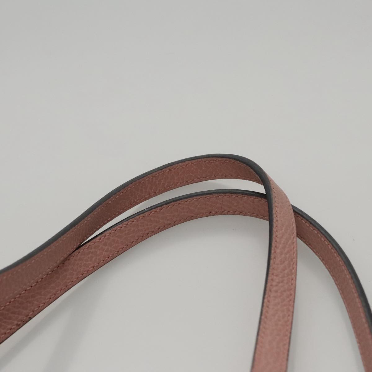 Gucci Bree Beige Canvas Shoulder Bag (Pre-Owned)